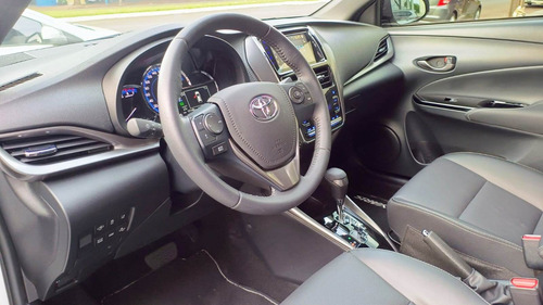 Toyota Yaris 1.5 16V FLEX XLS MULTIDRIVE