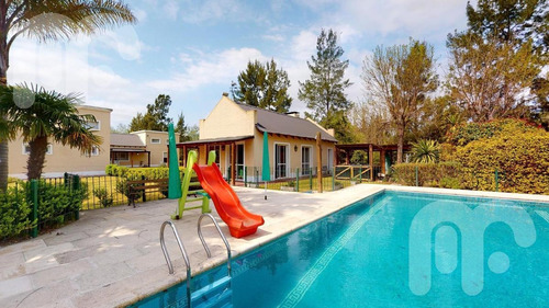 Imagen 3 de 30 de Venta Casa - Campos De Roca