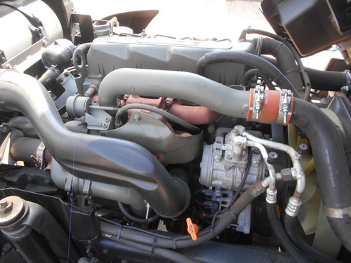 Imagem 11 de 15 de Volkswagen 8160 2017 Baú Refrigerado