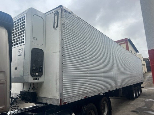 Carreta Bau Frigorifico Frigorifica 3 Eixos Com Pneus