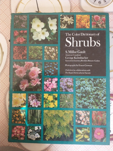 The Color Dictionary Of Shrubs - S Millar Gault