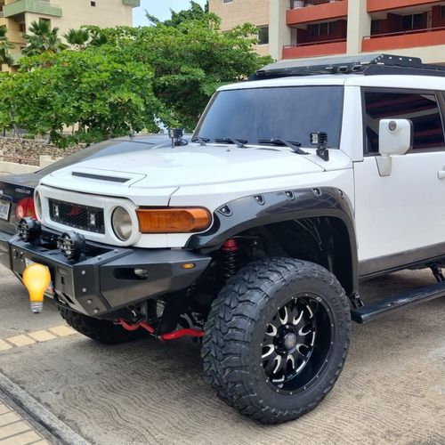 Toyota Fj Cruiser , Camioneta. Año 2.009 . Automatica 4x4 