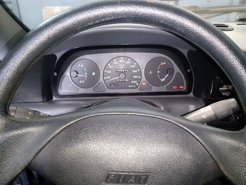 Fiat Strada 2001 1.5 Working 2p