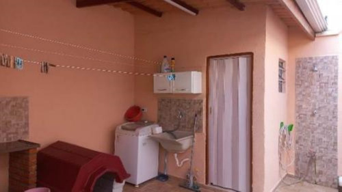 Imagem 3 de 15 de Casa No Bairro Raul Cury, Em Itanhaém, Litoral Sul De São Paulo, Localizado Lado Praia. Possui Churrasqueira, Edícula E Vaga Coberta Para 02 Automóveis.