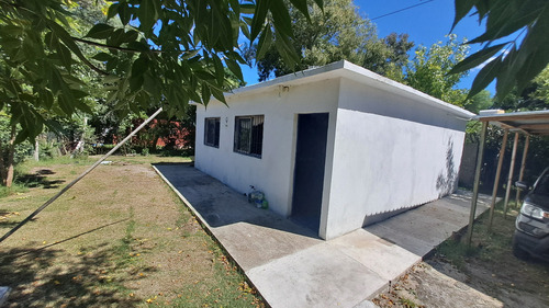 Dos Casitas Y Galpon  En Un Unico Padron Trato Directo Con Dueño.