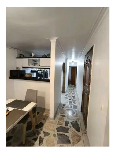 Apartamento Para La Venta En Laureles