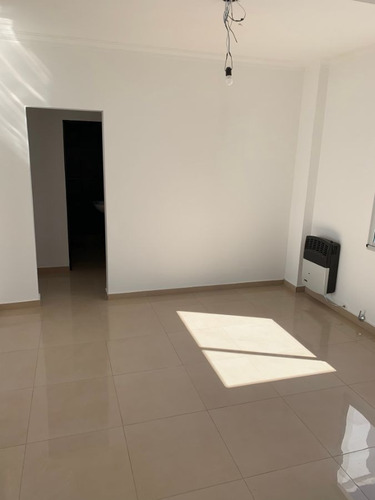 Imagen 5 de 15 de Ph En Venta De 2 Dormitorios En La Plata