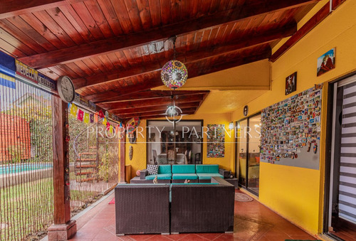 Oportunidad Alto Macul - Casa Segura Dentro De Mic...