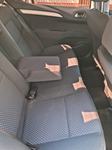 Imagen 2 de 7 de Citroën C4 Lounge 2015 1.6 Tendance At6 Thp 163cv