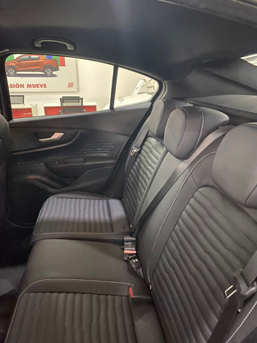 Fiat FASTBACK 1.3 T270 At6