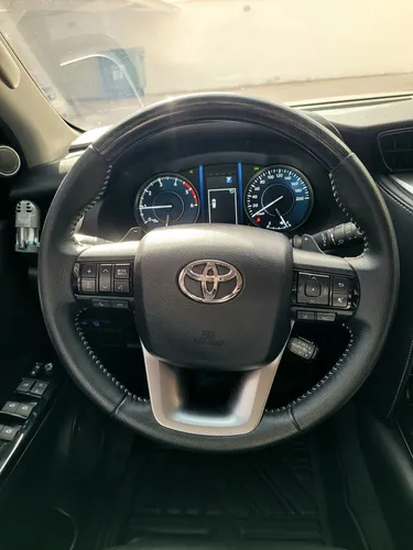 Toyota Fortuner 2,4l Srv Diesel 2023 4x2 At