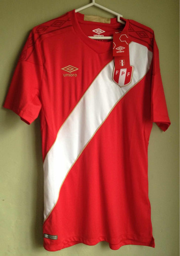 Camiseta Selección Peruana Talla S - M  Umbro Mundial 2018