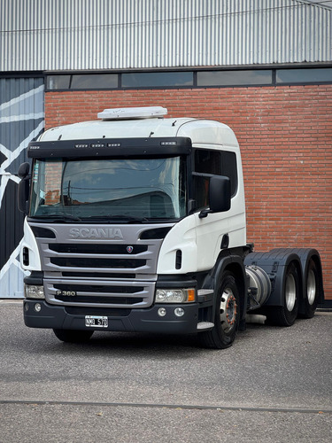 Scania P360 La 6x2 Tractor At 2014