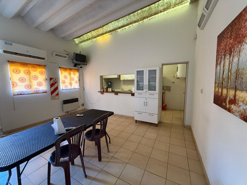 Galpón En Venta Y Alquiler En Castelar Norte