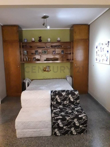 Imagen 3 de 13 de Departamento 1 Ambiente 1/2 Zona Colon
