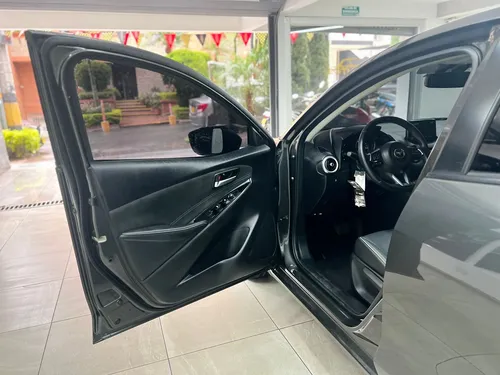 Mazda 2 Grand Touring LX AT 2023