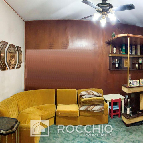 Casa 5 Ambientes. | San Jose De Flores 6059