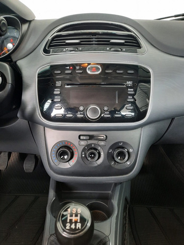 Imagem 12 de 14 de Fiat Punto 1.6 Essence 16v Flex 4p Manual