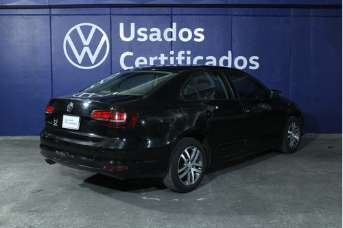 Volkswagen Jetta 2.5 Trendline Tiptronic At