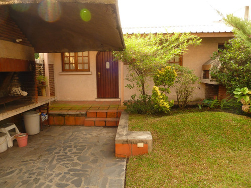 Imagen 16 de 19 de 1139/2 Venta Casa 3 Plantas 4 Dorm 3baños Punta Gorda - Prospero