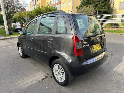 Fiat Idea 1.8 Hlx