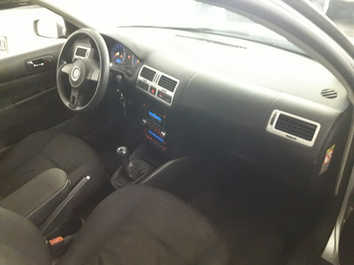Volkswagen Bora Trendline 2.0 Con Gnc 5ta G 2010