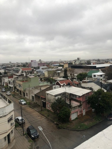Imagen 7 de 13 de Departamento En Venta En Lanus Oeste