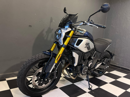 Cfmoto 700 Scrambler No Ducati Sixty2 400 Icon 800 Royal