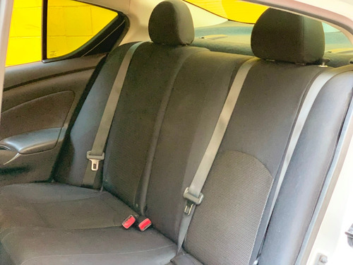 Nissan Versa Sl 1.6 Prata Impecável Metro Vila Prudente