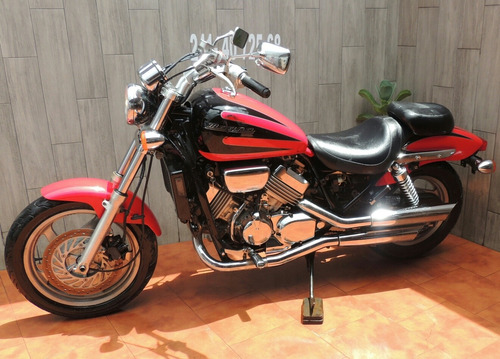 Imagen 2 de 15 de Honda Magna Vf750