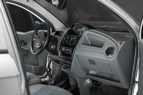 Imagen 15 de 25 de Chevrolet Spark Impecable! - Motorland Permuto / Financio