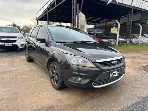 Ford Focus 2 2.0 Ghia Mt