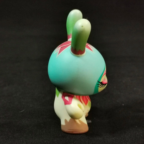 Kidrobot Dunny Evolved Series Scott Tolleston Seminuevo (Usado)