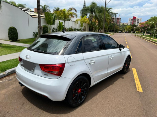 Imagem 10 de 12 de Audi A1 2013 1.4 Tfsi Ambition S-tronic 5p