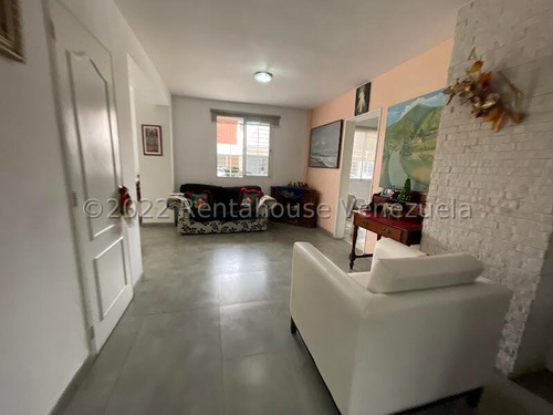 # Venta Acogedora Casa En Urb Ciudad Roca Barquisimeto Eo