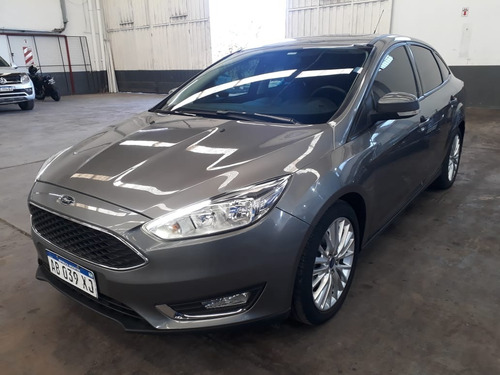 Imagen 1 de 15 de Ford Focus