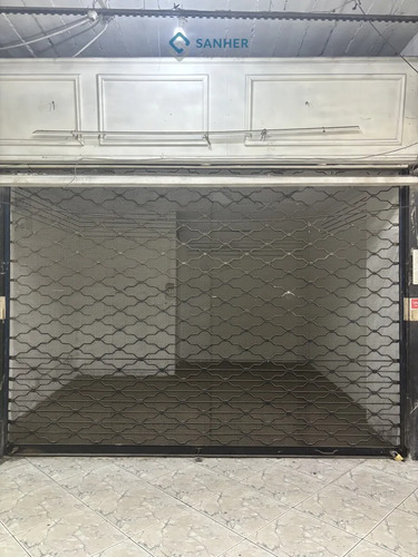 Local Comercial En Recoleta Con Excelente Conectividad Y Pot