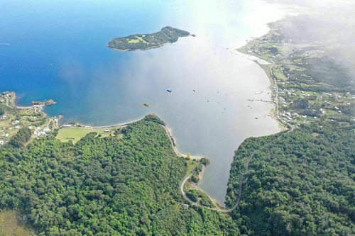 Gran Predio En Carretera Austral, Desarrollo Y Con...