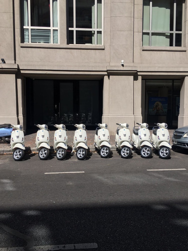 Imagen 8 de 25 de Vespa Vxl 150