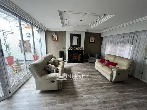 Venta Casa 5 Ambientes En Bernal Oeste, Quilmes