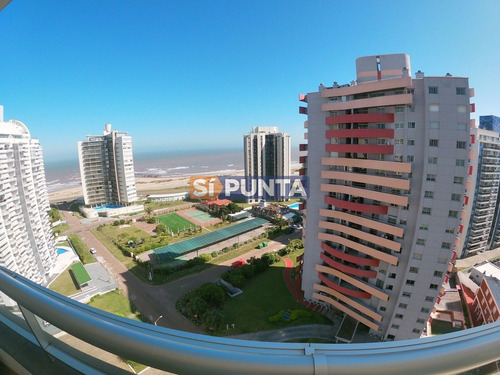 Imagen 6 de 23 de Torre Con Servicios