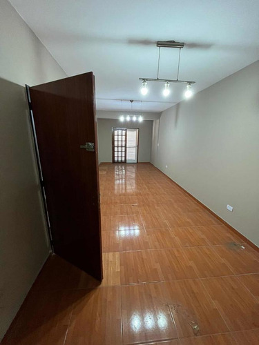 Imagen 23 de 29 de Casa En Venta - 6 Dormitorios 5 Baños - 300mts2 - Tablada