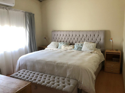 Casa 5 Ambientes En Alquiler. El Centauro