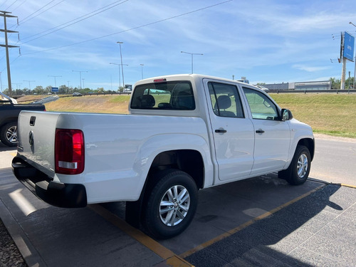 Imagen 15 de 25 de Volkswagen Amarok Trendline 140cv 4x2 2023 - Brian Avalos