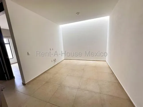 Zibata, Qro. Se Vende Casa Con 3 Recamaras 175 M2 De Construccion Qh 253112