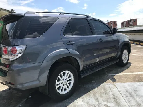 Toyota Fortuner 2.7l 4x2
