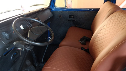 Volkswagen Kombi 88 / 89 - Álcool - Original