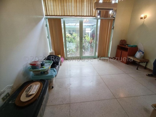 Imagen 14 de 23 de Casa En Venta Colinas De Los Ruices Caracas Jesús Enrique Díaz 22-27508