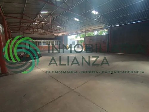 Bodega En Arriendo En La Libertad. Cod A16914