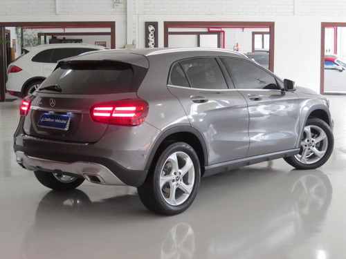 Mercedes-benz Gla 200 1.6 Cgi Flex Advance 7g-dct